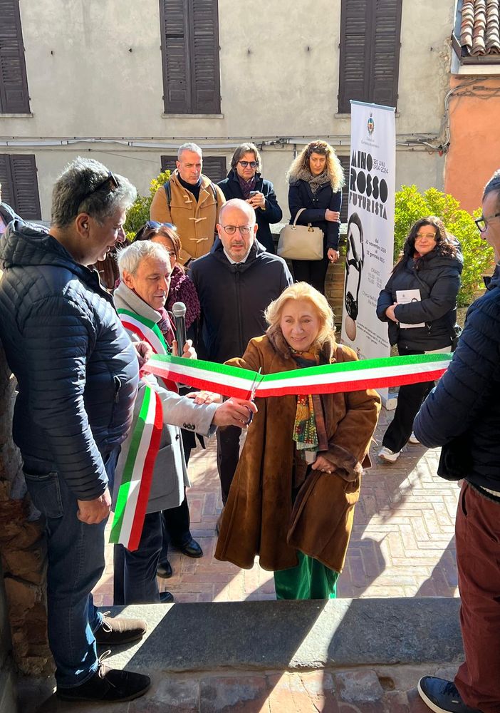 Sally Anselmo celebra l’intuizione futurista di Mino Rosso