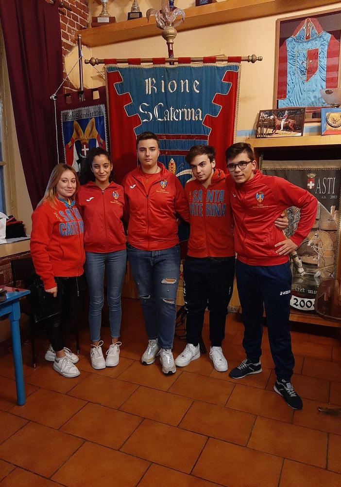 Palio di Asti. A Santa Caterina una nuova squadra di giovani