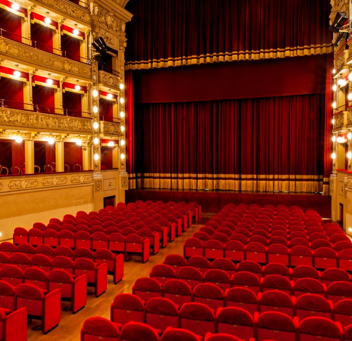 Rinviati a data da destinarsi gli spettacoli in cartellone al Teatro Alfieri