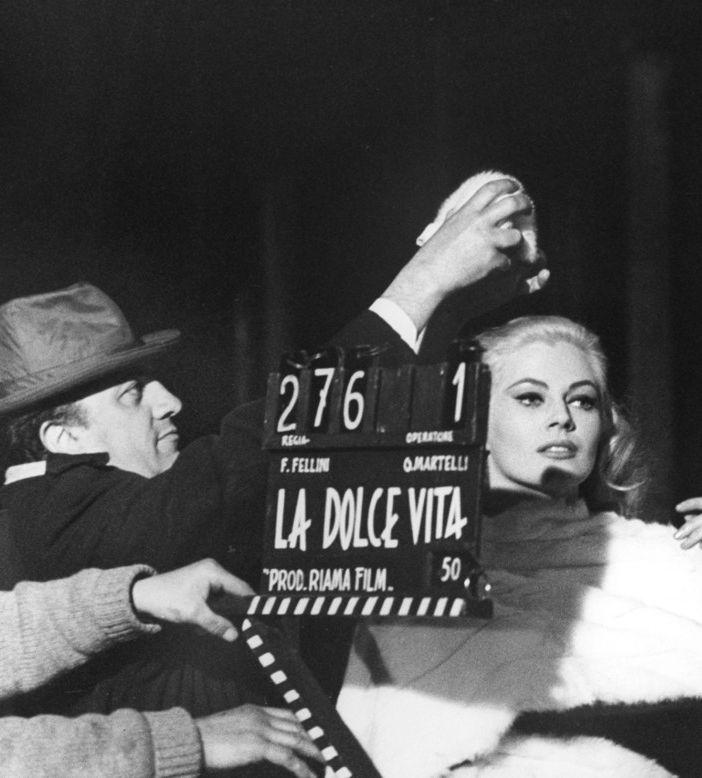 Domani nel parco del Castello di Costigliole arriva &quot;La dolce vita&quot;, capolavoro del maestro Fellini