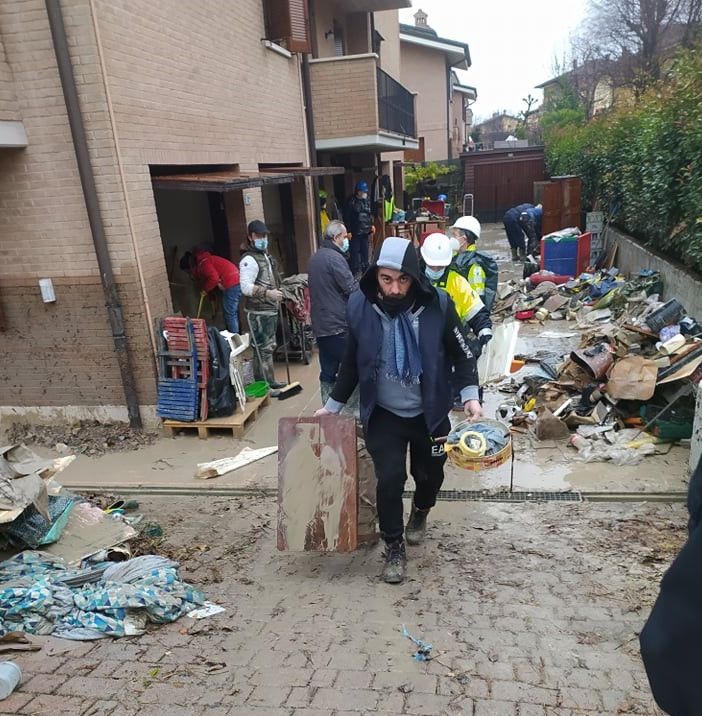 L’attività del coordinamento Protezione Civile di Asti nei paesi modenesi alluvionati [FOTO]