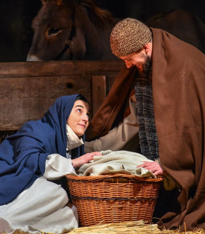 Cinque autori astigiani a Revigliasco per “Raccontami questo Natale. Musica e parole”