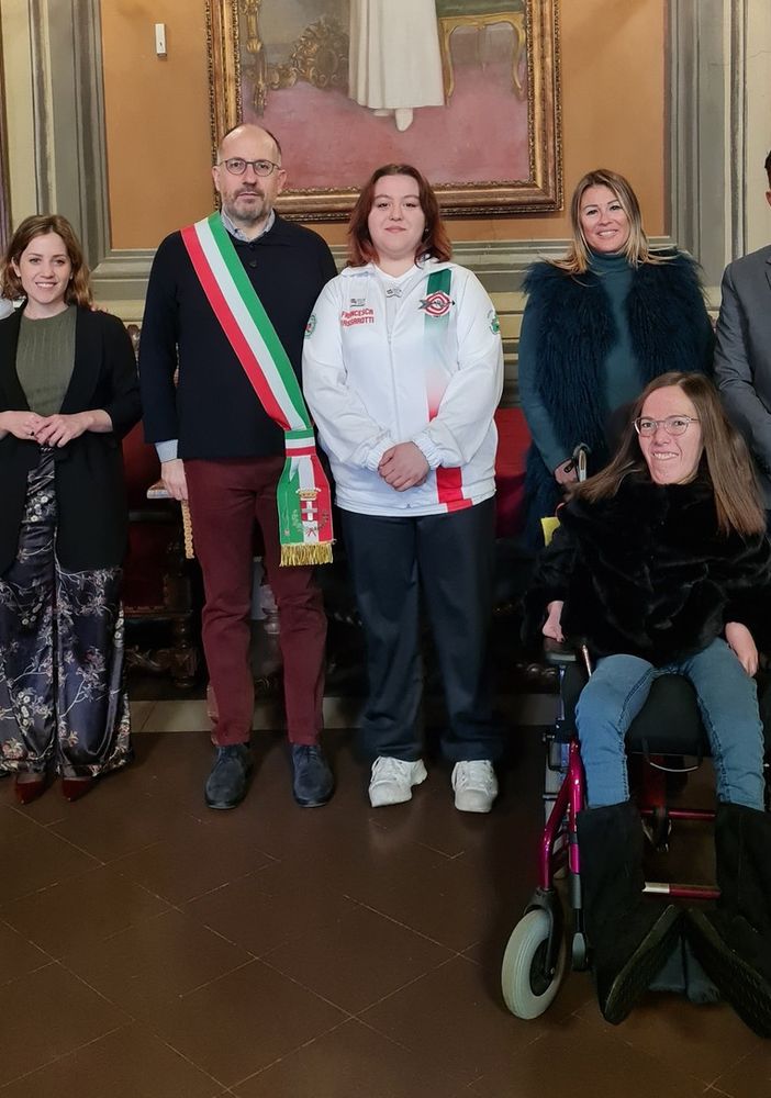Ricevuta in Municipio ad Asti Francesca Vassarotti, campionessa di tiro con l'arco