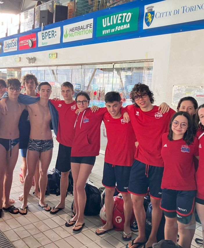 I giovani atleti dell'Asti Nuoto