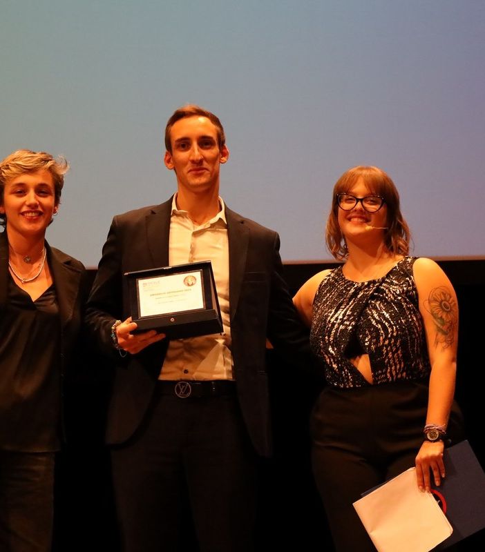 Il premio speciale &quot;Reale Mutua&quot; a Maurizio Campia durante gli &quot;Stati Generali dell'Orgoglio Astigiano&quot;. Ph Merfephoto