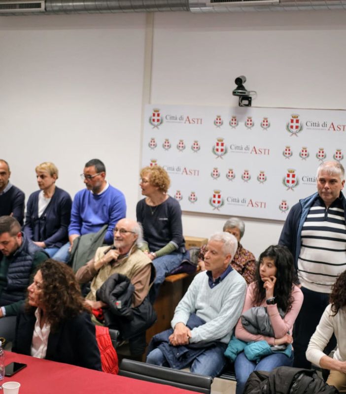Una foto di un consiglio comunale aperto sul Caso (Merphefoto)