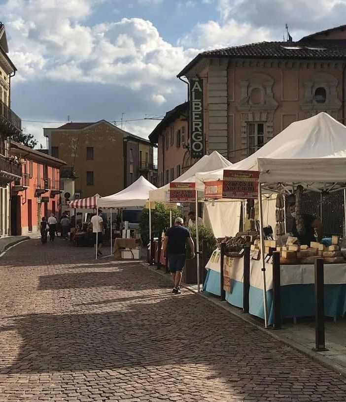 Canelli si prepara a una domenica all'insegna di divertimento, arte e cultura