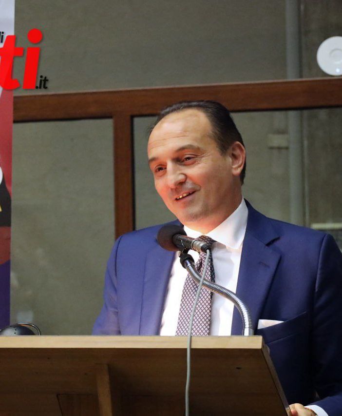 Alberto Cirio (Merfephoto)