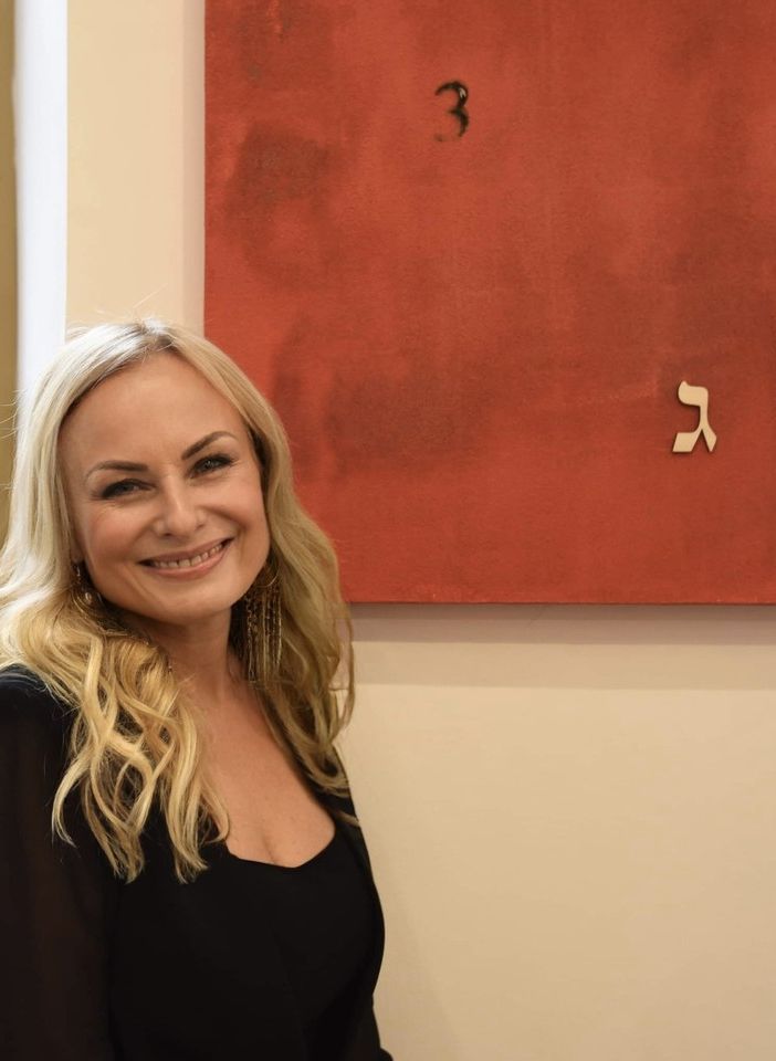 Ancora una prestigiosa esposizione per la pittrice astigiana Feofeo che sarà alla Biennale di Venezia con &quot;Il Muro dei desideri&quot;