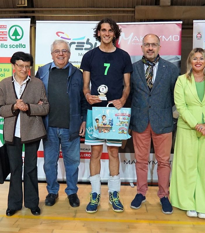 La premiazione dello scorso anno a Simone Fumero