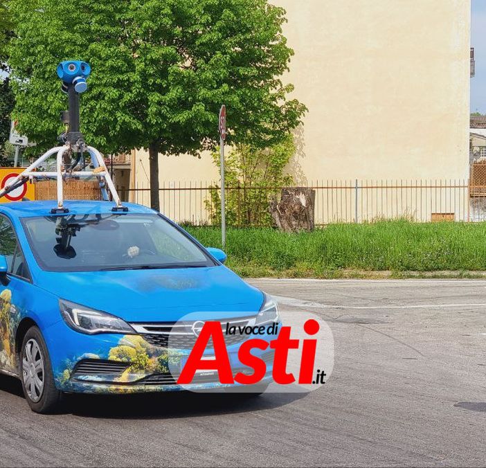 L'auto di Google Street View