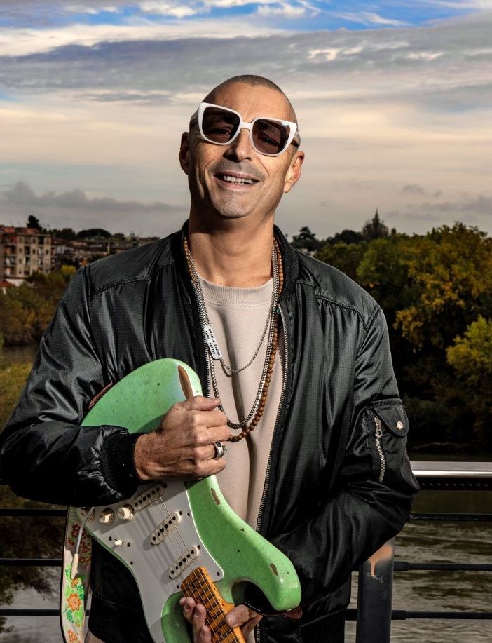 Alex Britti ed Edoardo Bennato in concerto a Ferrere e Piea