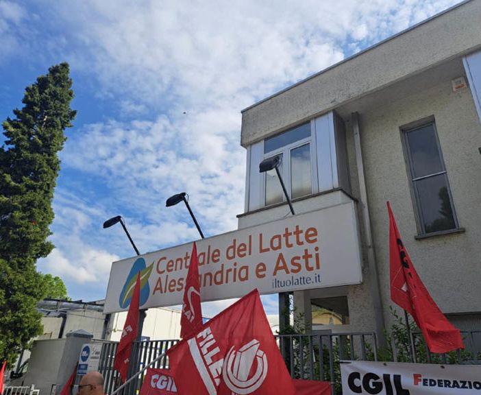 Centrale del latte (foto Ansa)