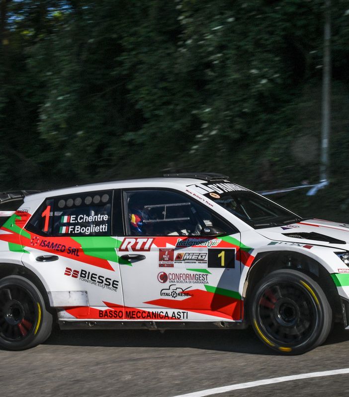 Chentre e Boglietti sulla Skoda Fabia vincono l’ottavo rally “Il Grappolo”, il pilota valdostano centra il quarto successo consecutivo nella competizione astigiana