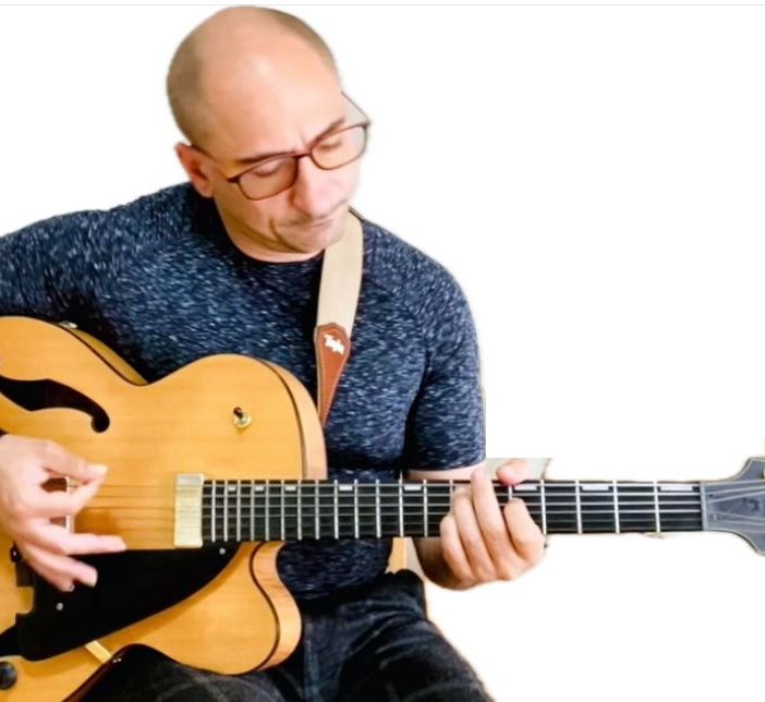 Un disco e un progetto teatrale per l'astigiano Federico De Martino. &quot;Uno spettacolo di danza e musica per parlare delle morti sul lavoro&quot;