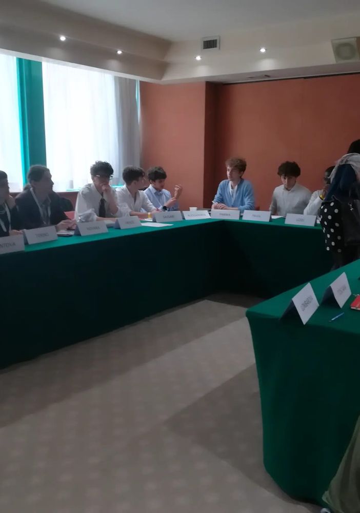 Alcune immagini del Consiglio Nazionale deste_photo