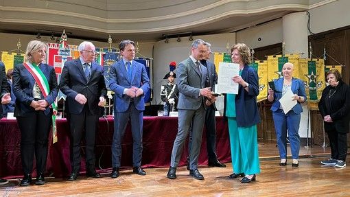 Torino e il Piemonte celebrano il loro &quot;firmamento&quot;: premiate 83 persone con la Stella al merito del lavoro. 4 arrivano dall'Astigiano