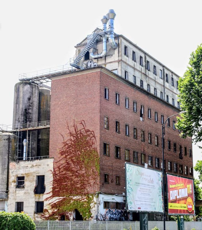 L'ex Mulino di corso Savona (MerfePhoto)