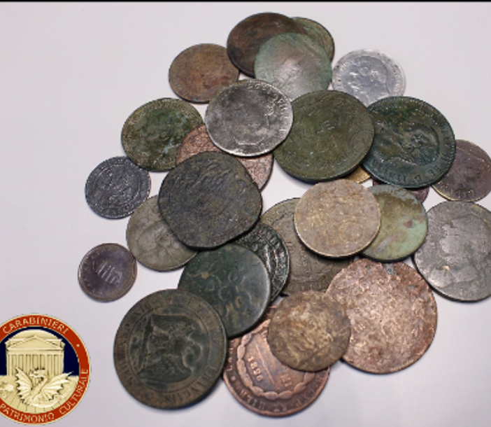 Sequestrate 35 monete antiche in un museo della regione