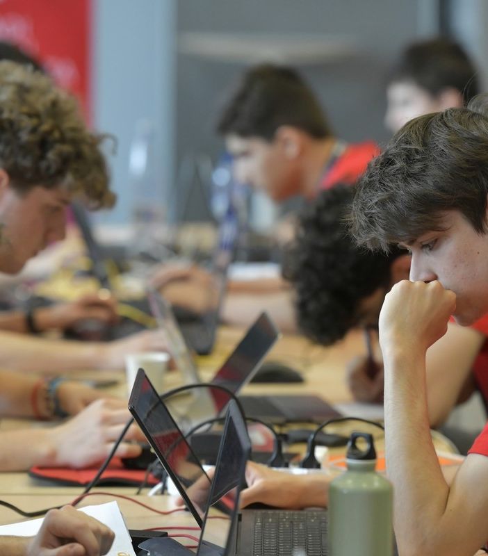 Lo studente astigiano Diego De Venuto (Artom) medaglia di bronzo alle olimpiadi italiane della Cybersicurezza