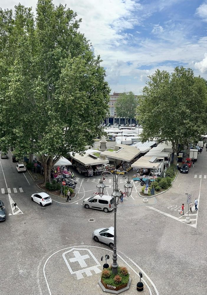Mercato unificato di Asti: la battaglia degli ambulanti continua, ma il trasferimento in piazza del Palio ci sarà dal 3 luglio