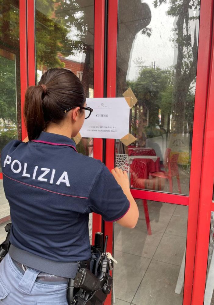 Chiude il chiosco bar dei giardini pubblici di Asti