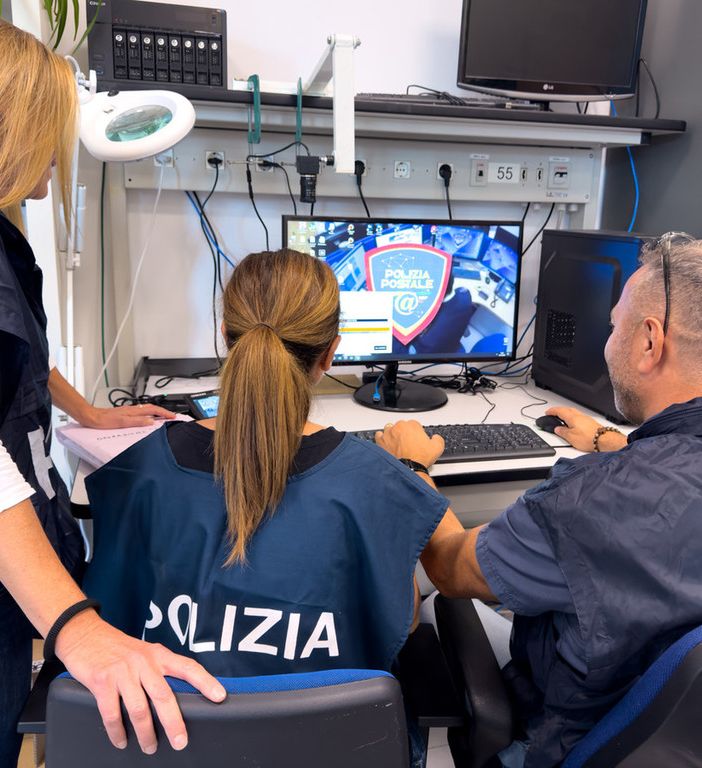 Figli in difficoltà, soldi da spostare su un conto &quot;sicuro&quot;, finti annunci: anche in Piemonte il pericolo delle truffe corre sul Web