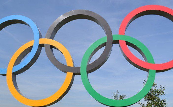Le Olimpiadi 2030 delle Alpi francesi tornano (anche) in Piemonte: Torino ospiterà il pattinaggio di velocità