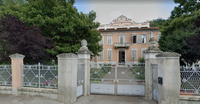 La ormai ex Casa di riposo di Isola d'Asti