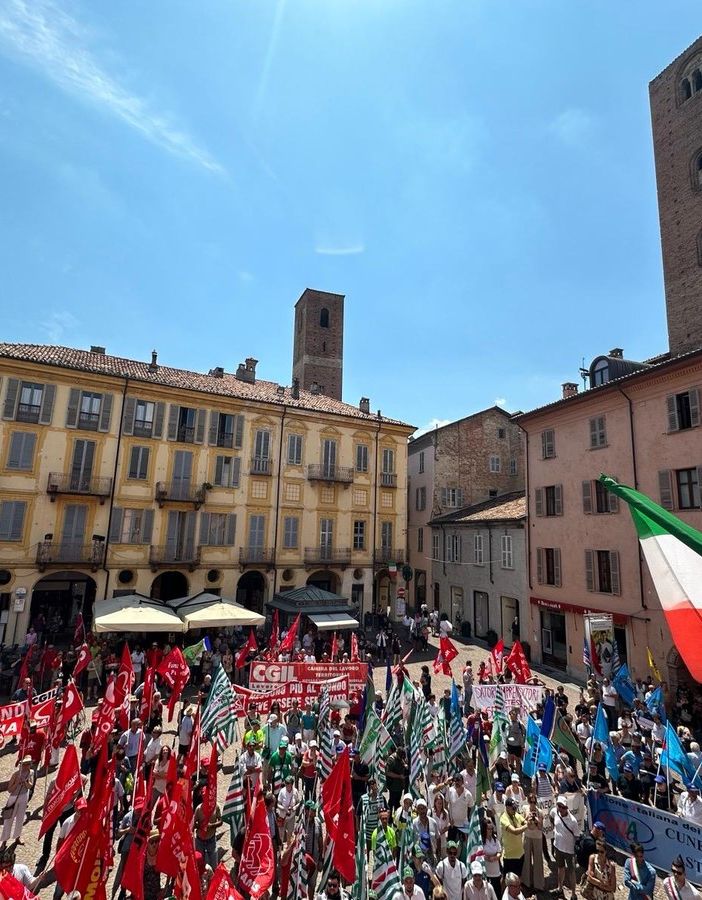 Le immagini della manifestazione di Alba