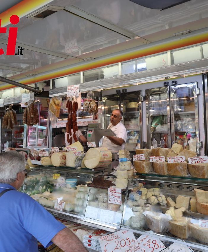 Il mercato di Asti (MerfePhoto)
