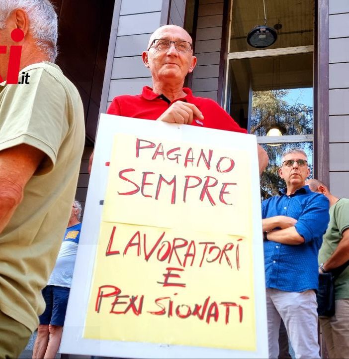 Un'immagine del presidio di lunedì scorso