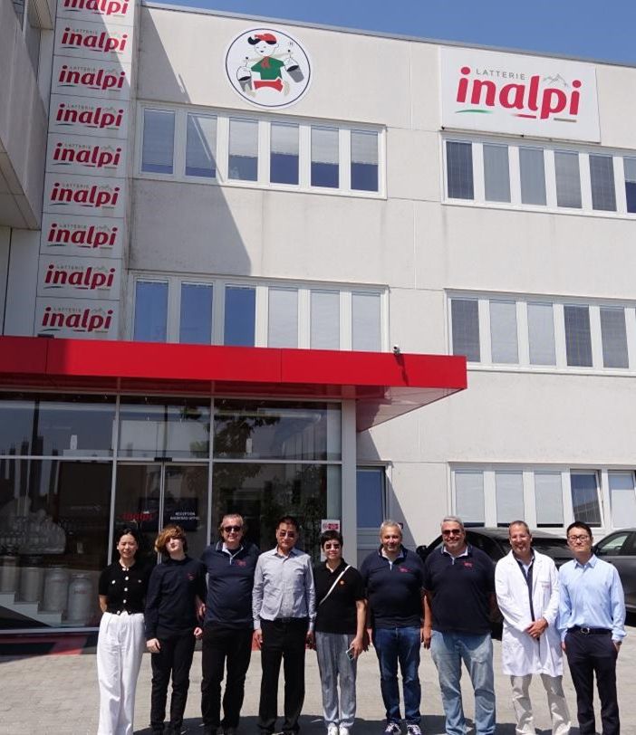 Visita agli stabilimenti Inalpi del segretario generale della Camera di commercio cinese in Italia