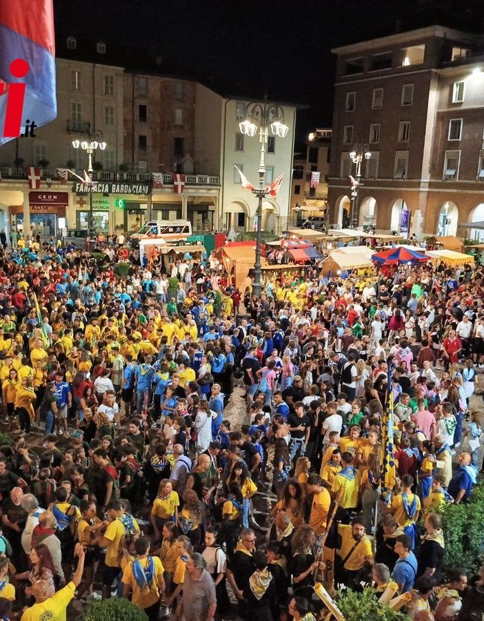 La cerimonia di presentazione dei fantini del Palio 2023 (Merphefoto)