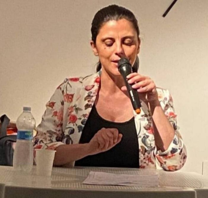 Ernesta Aufiero ritratta nell'ambito di un precedente evento