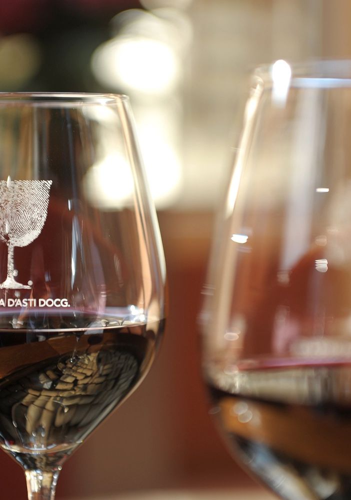 Un brindisi all'insegna del Barbera d'Asti