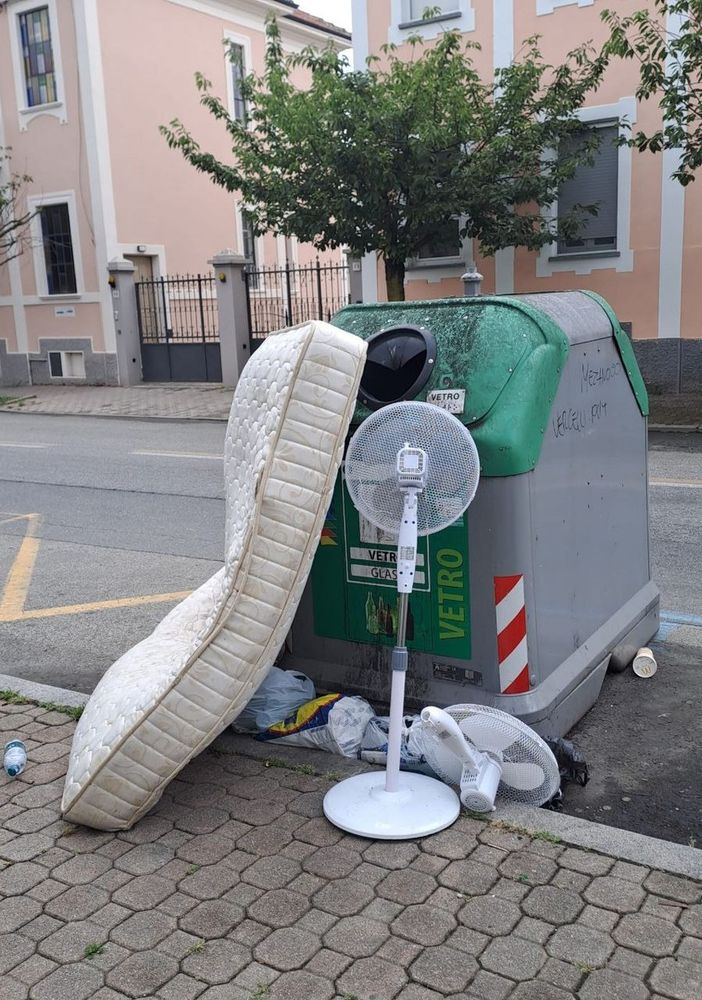 Corso Matteotti, ennesimo episodio di degrado urbano