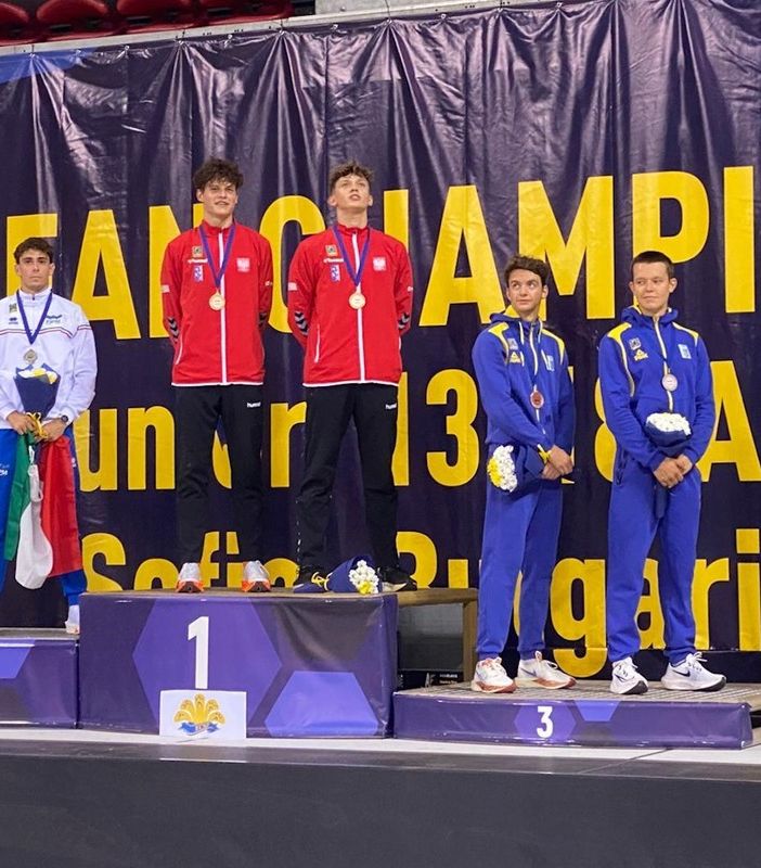 Podio Euro Junior