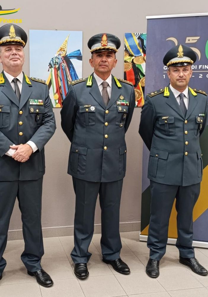 Il comandante Garaglio al passaggio di consegne