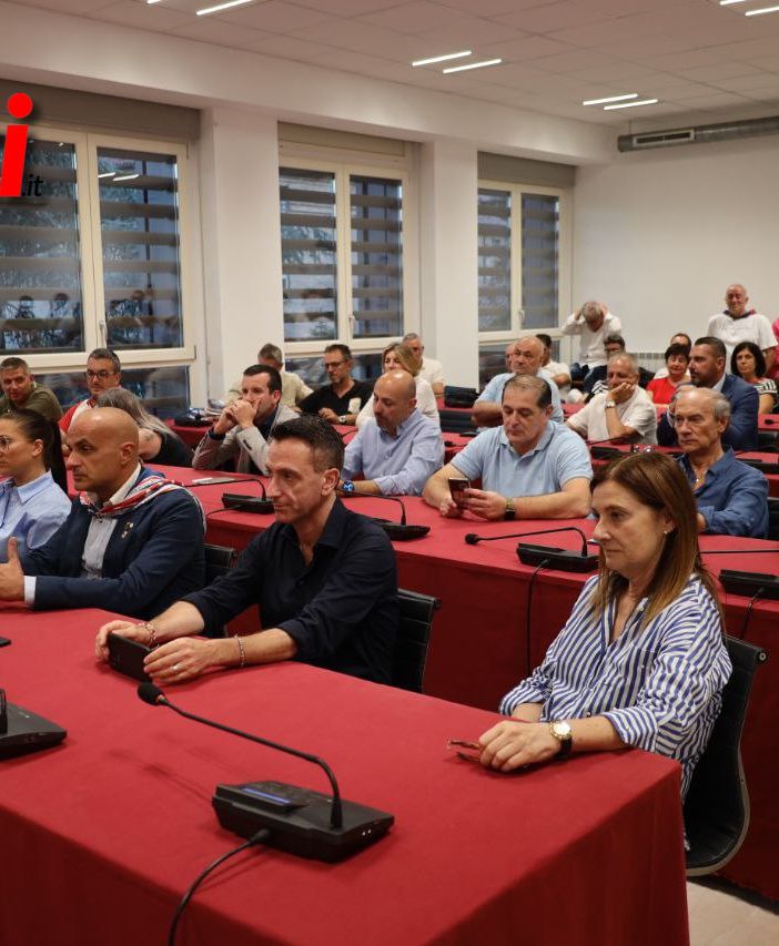 Il consiglio del Palio (Merphefoto)