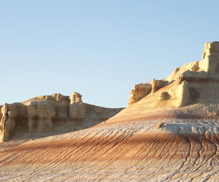 Avventura nel deserto del Mangystau: un viaggio nel cuore del Kazakhstan