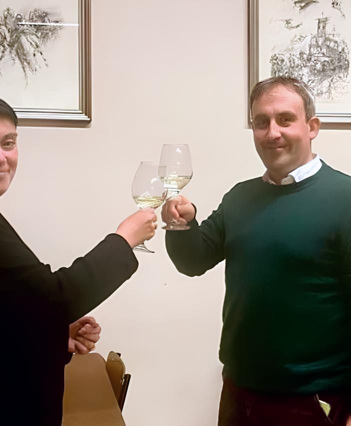 Un brindisi al termine della riunione del Collegio