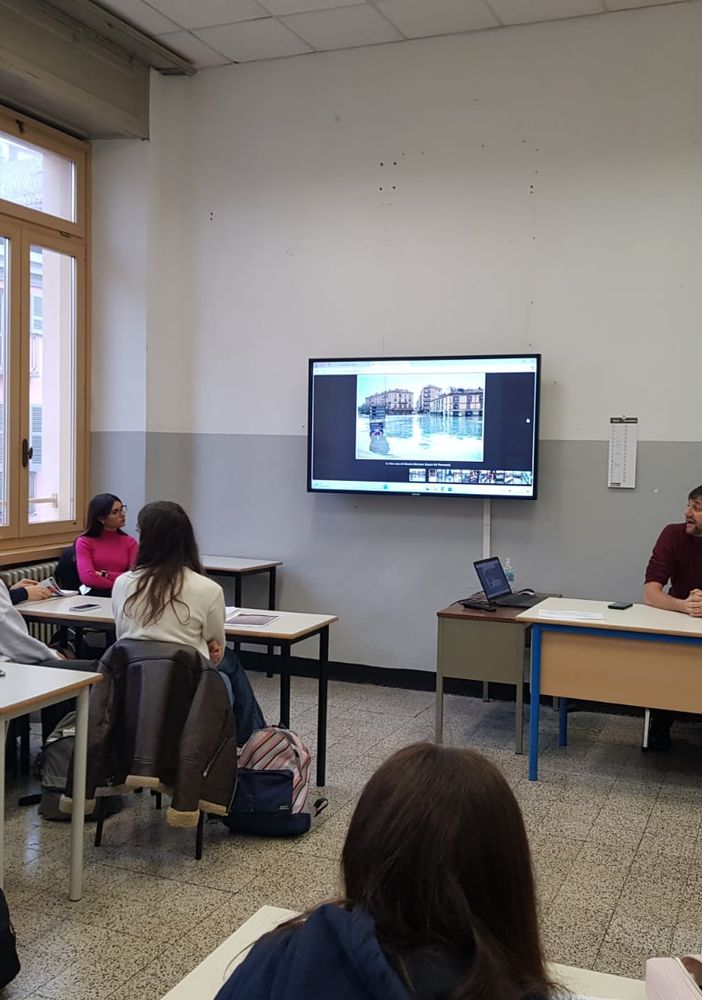 Lezione di giornalismo digitale con Alessandro Franco della Voce di Asti