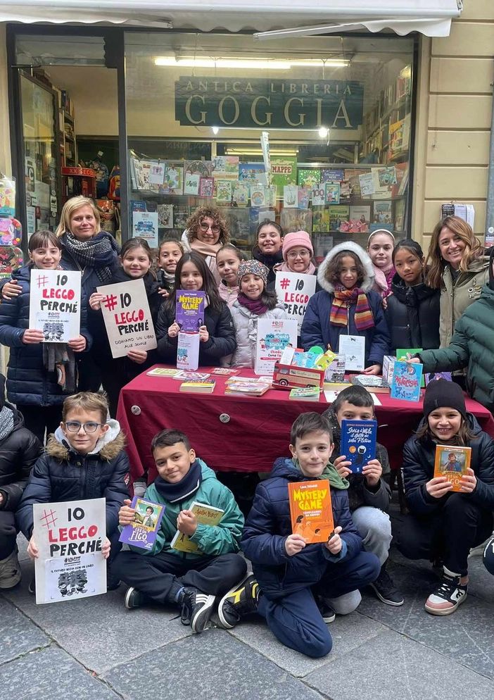 I piccoli in corso Alfieri per &quot;Ioleggoperché