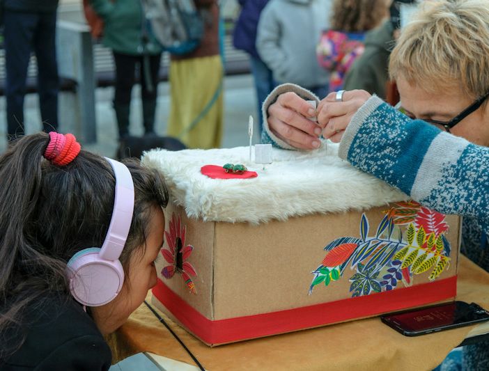 Il museo dei burattini di Monale lancia un corso innovativo di Teatro Lambe Lambe, portando una forma d'arte brasiliana nel cuore del Piemonte