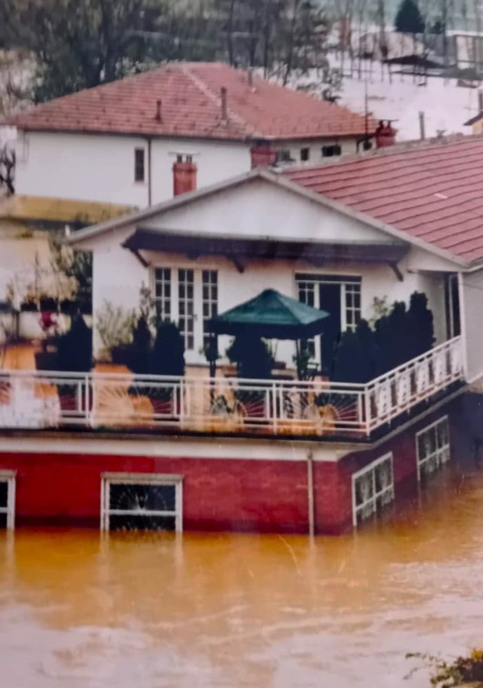 Case di Lungotanaro con l'acqua al primo piano