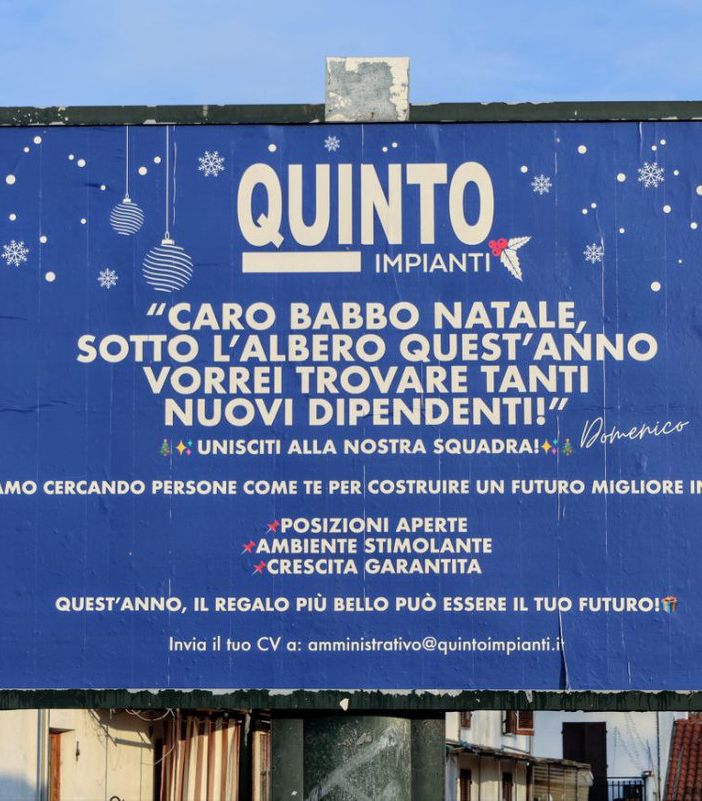 Il cartellone di Quinto impianti (MerfePhoto)
