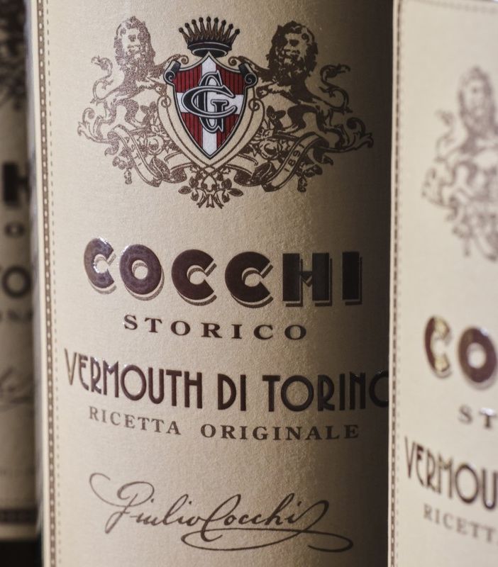 Viaggio con il Vermouth allo spazio Cocchi di Cocconato che ospita Valerio Bigano
