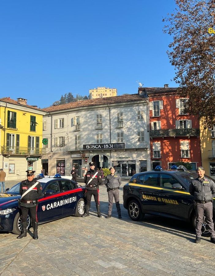 L'attività  è stata svolta congiuntamente da carabinieri e guardia di finanza di Canelli