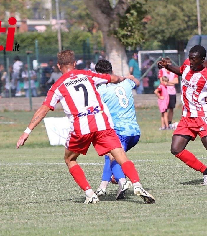 In foto un'immagine della partita d'andata